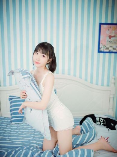 女警乳链乳环蒂环调教