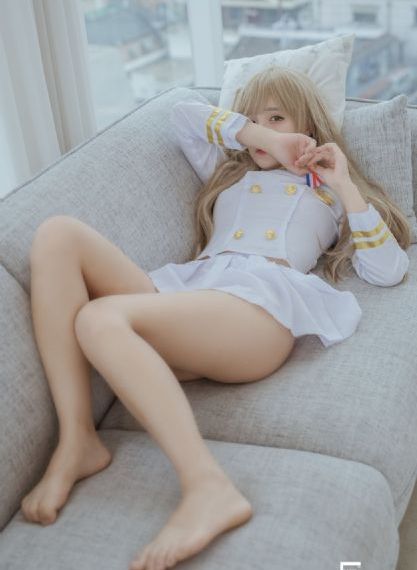 理伦片漂亮的女教师