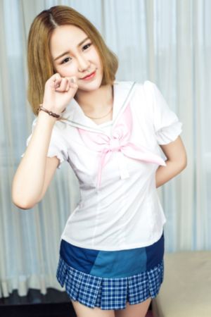 美女扒开尿道