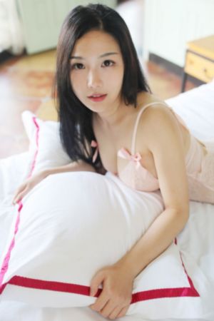丰满饥渴难耐老女hd