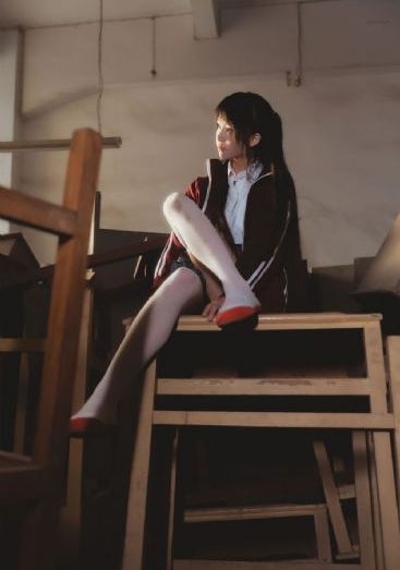 挣扎吧亚君