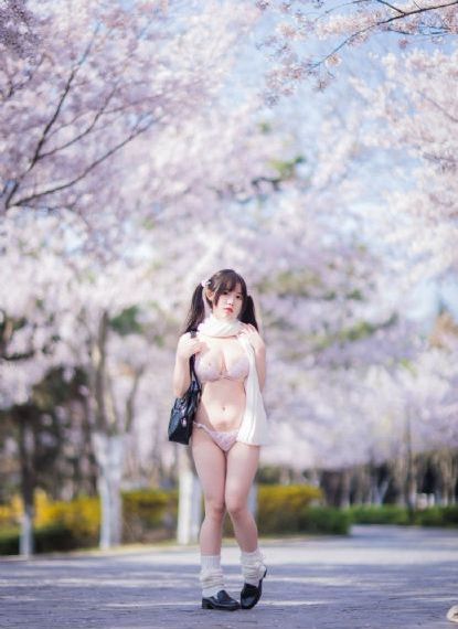开局强吻裂口女第二季