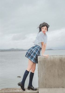 《妻子秘密按摩》在线播放