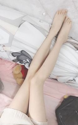 裤袜视界免费观看