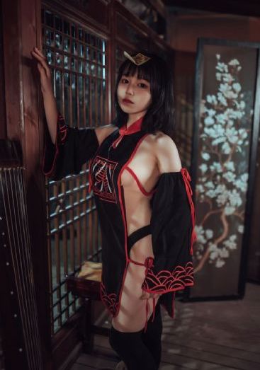 沙滩上的男孩