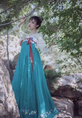 韩剧《怪物》在线观看